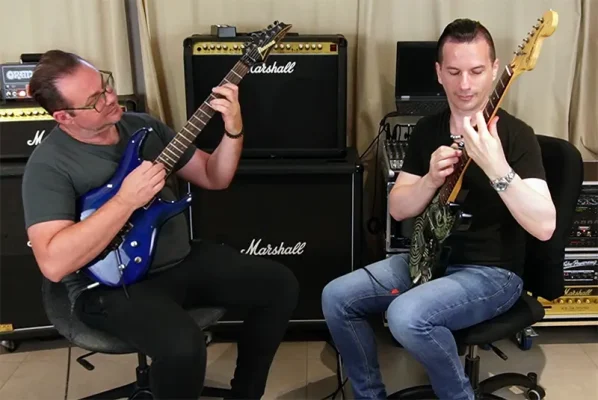 Wouter Baustein met gitaar voor privé gitaarles voor Diest en omgeving